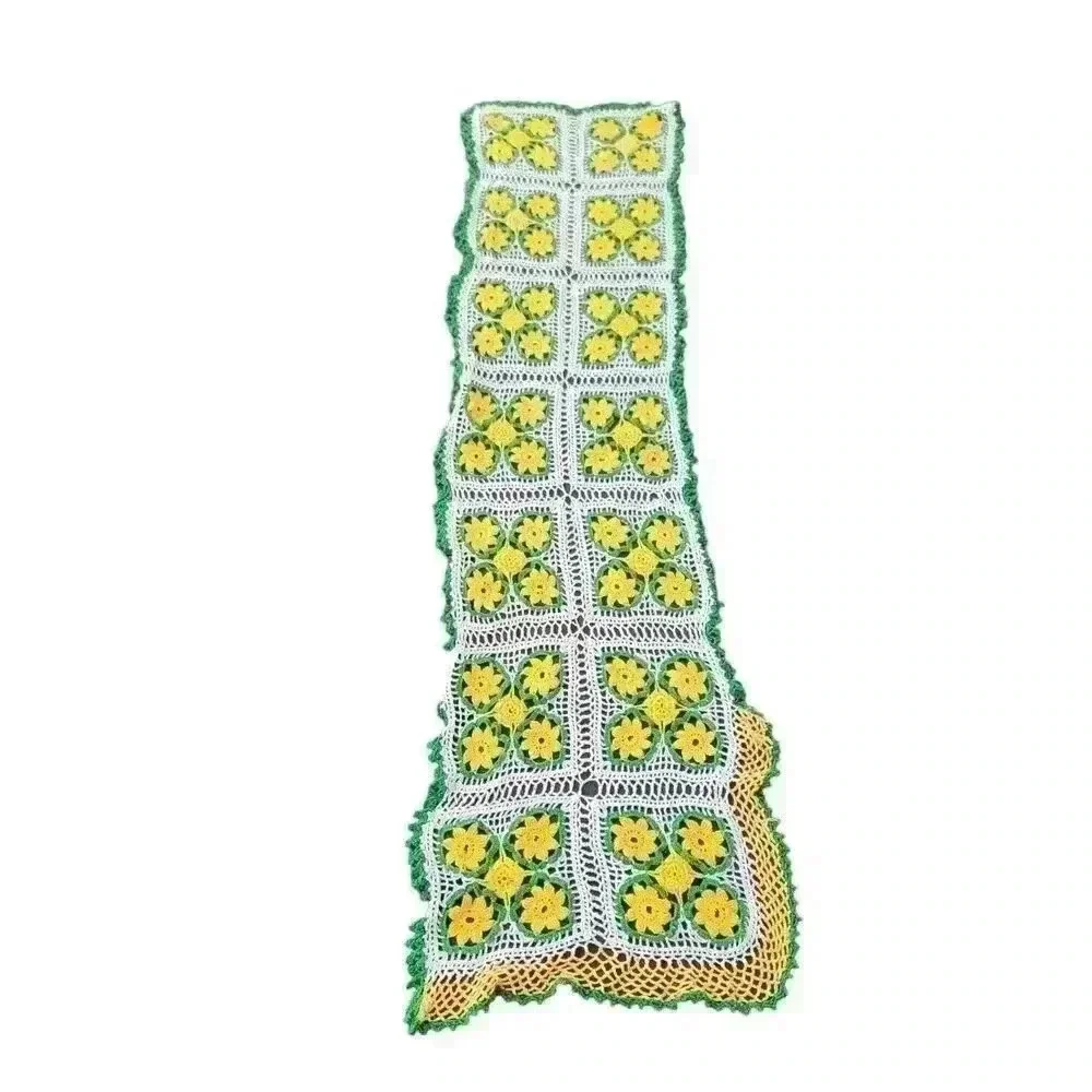 Vintage Flower Hand Knit Table Runner Doily Yellow Green 61 Inch